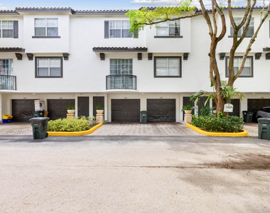20889 Saint Andrews Boulevard - Photo Thumbnail 1