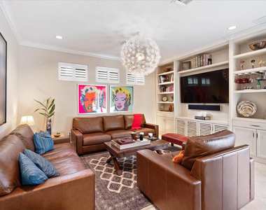 8152 Butler Greenwood Drive - Photo Thumbnail 9