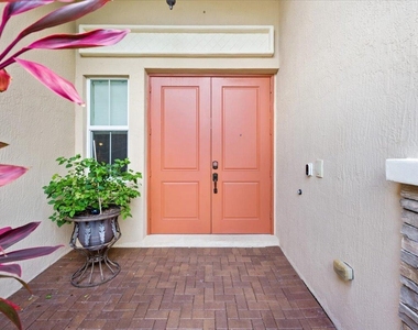 8152 Butler Greenwood Drive - Photo Thumbnail 2