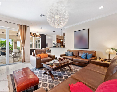 8152 Butler Greenwood Drive - Photo Thumbnail 8