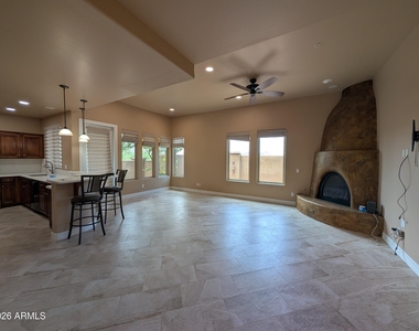 6145 E Cave Creek Road - Photo Thumbnail 4