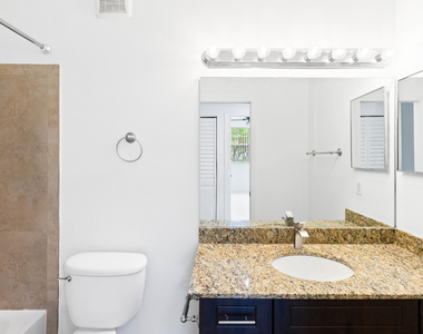20889 Saint Andrews Boulevard - Photo Thumbnail 7