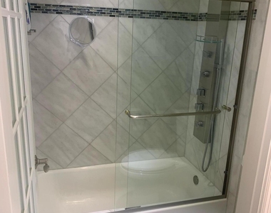 6039 Collins Avenue - Photo Thumbnail 6