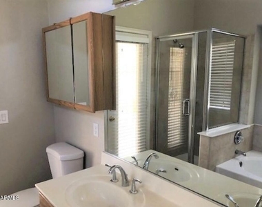 150 S Cobblestone Drive - Photo Thumbnail 6