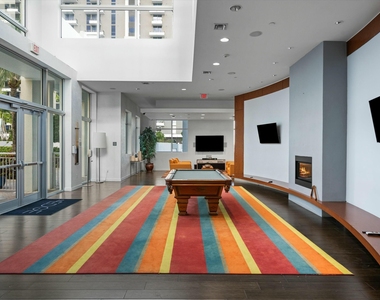 300 S Australian Avenue - Photo Thumbnail 17