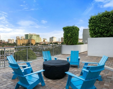 300 S Australian Avenue - Photo Thumbnail 23