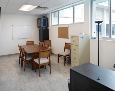 350 Horizons E - Photo Thumbnail 32