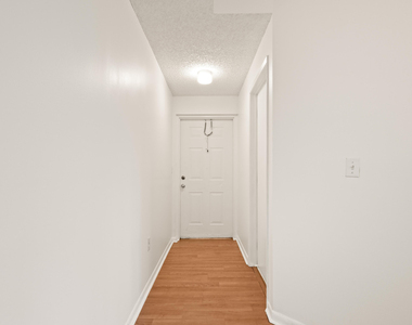 6960 Sw 39th Street - Photo Thumbnail 5