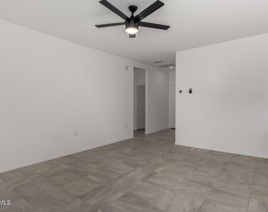 103 S Collier Lane - Photo Thumbnail 7