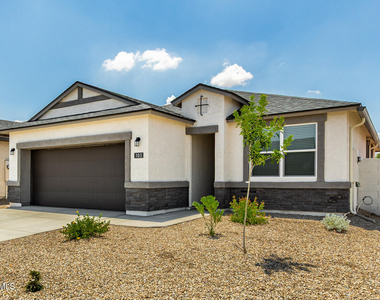 103 S Collier Lane - Photo Thumbnail 3