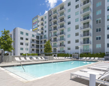 729 Nw 2 Street - Photo Thumbnail 11