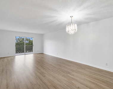 9101 W Sample Road - Photo Thumbnail 9