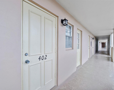 9101 W Sample Road - Photo Thumbnail 3