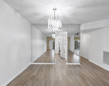 9101 W Sample Road - Photo Thumbnail 25