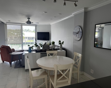1777 Se 15th Street - Photo Thumbnail 2