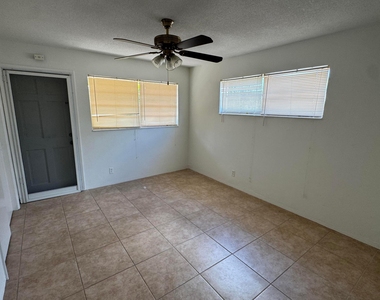 1555 Tyler Street - Photo Thumbnail 3