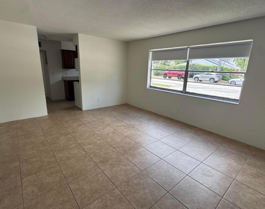 1555 Tyler Street - Photo Thumbnail 6