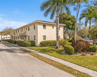715 Ne 91st Street - Photo Thumbnail 11
