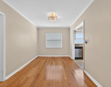 715 Ne 91st Street - Photo Thumbnail 5