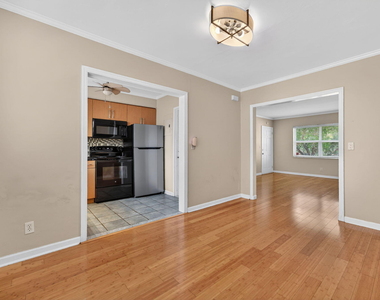 715 Ne 91st Street - Photo Thumbnail 6
