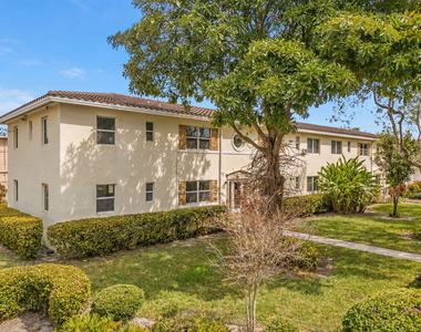 715 Ne 91st Street - Photo Thumbnail 2