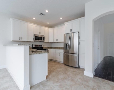 4147 Meade Way - Photo Thumbnail 10