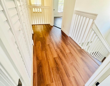 4147 Meade Way - Photo Thumbnail 14