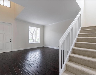 4147 Meade Way - Photo Thumbnail 11