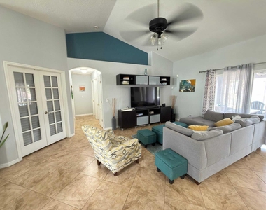 116 Compass Rose Drive - Photo Thumbnail 4