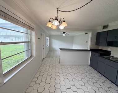 6191 Sw 37th Street - Photo Thumbnail 5