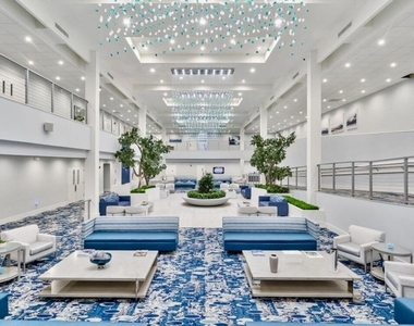7270 Ashford Place - Photo Thumbnail 15