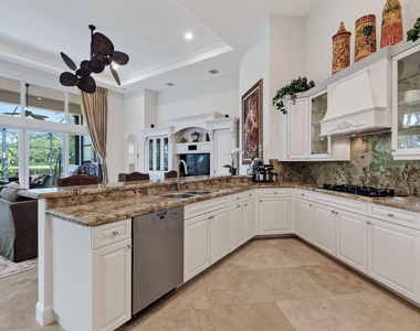 7517 Hawks Landing Drive - Photo Thumbnail 12