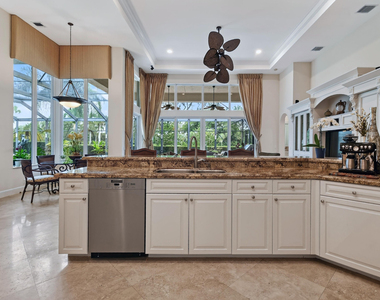7517 Hawks Landing Drive - Photo Thumbnail 13