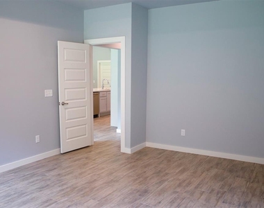 17904 Salem Road - Photo Thumbnail 16