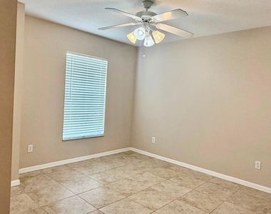 2847 Sw South Calabria Circle - Photo Thumbnail 5