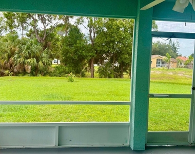 2847 Sw South Calabria Circle - Photo Thumbnail 11