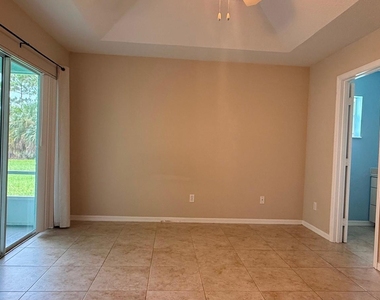 2847 Sw South Calabria Circle - Photo Thumbnail 8