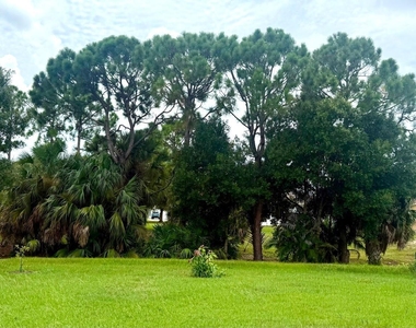 2847 Sw South Calabria Circle - Photo Thumbnail 13