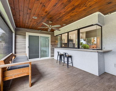 825 Se Starflower Avenue - Photo Thumbnail 37