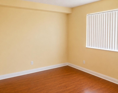 4116 Nw 88th Avenue - Photo Thumbnail 13