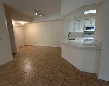3020 Alcazar Place - Photo Thumbnail 14