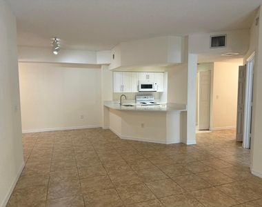3020 Alcazar Place - Photo Thumbnail 6