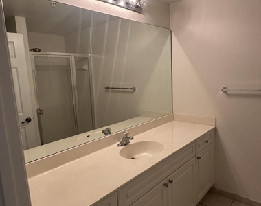 3020 Alcazar Place - Photo Thumbnail 23