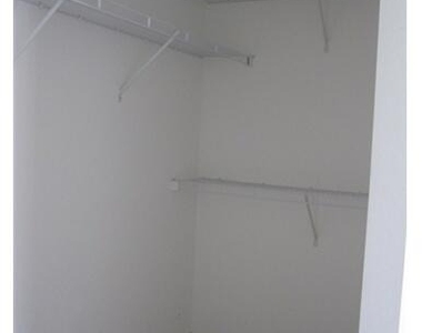 3020 Alcazar Place - Photo Thumbnail 17