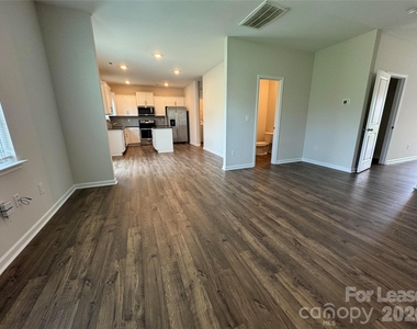 6424 Ellimar Field Lane - Photo Thumbnail 4