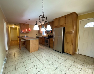 203 Ratchford Farm Road - Photo Thumbnail 1