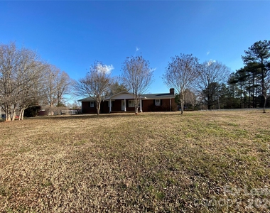 203 Ratchford Farm Road - Photo Thumbnail 24