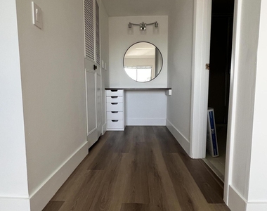 7770 Tahiti Lane - Photo Thumbnail 19