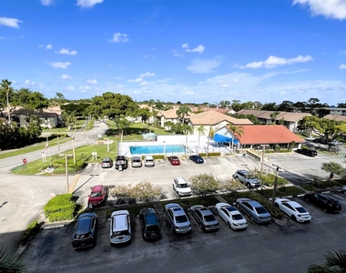 7770 Tahiti Lane - Photo Thumbnail 3