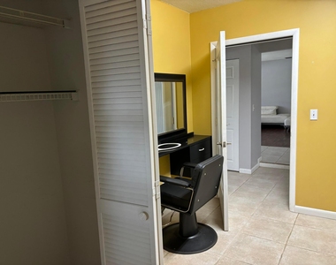 202 Sw Crescent Avenue - Photo Thumbnail 20